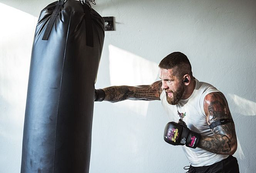 <p>MMA fighter, Vlasto "ElChapo" Čepo, during a training session, source: Instagram archive @vlastocepo</p>
